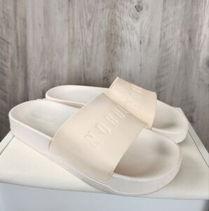 NOBULL light Pink Slide On Slippers Women's 10